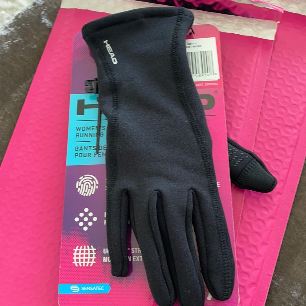 Head gloves woman’s medium black new in package touch screen